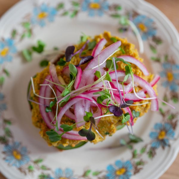chickpea salad sandwich