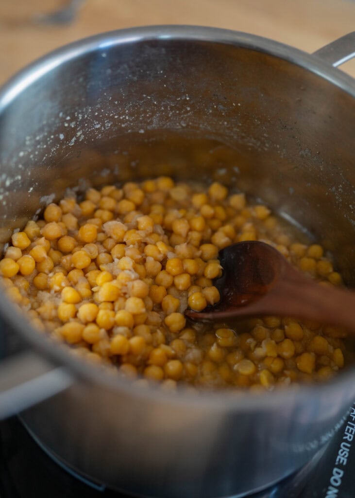 cooked chickpeas in pot