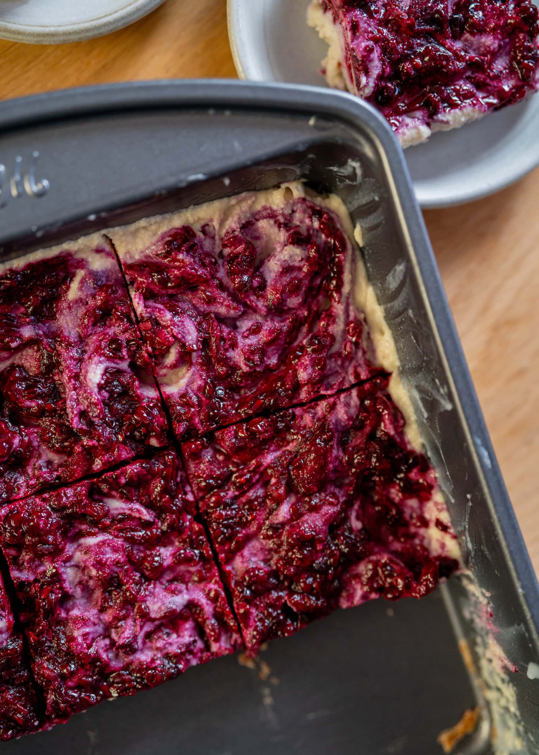 CLC_vegan_blackberry_cheesecake_bars_35