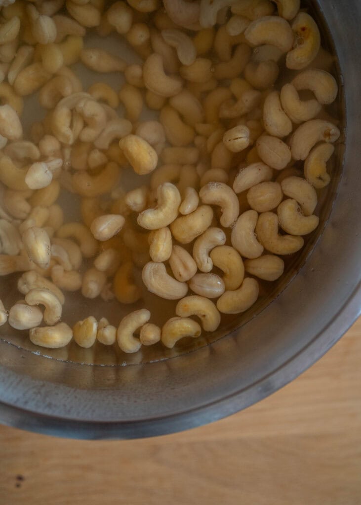 soaking cashews
